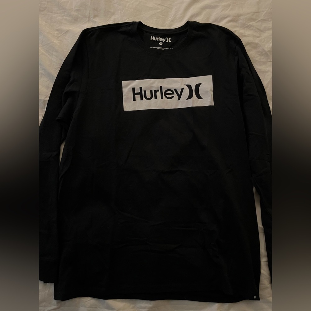 Men’s black Hurley long sleeve